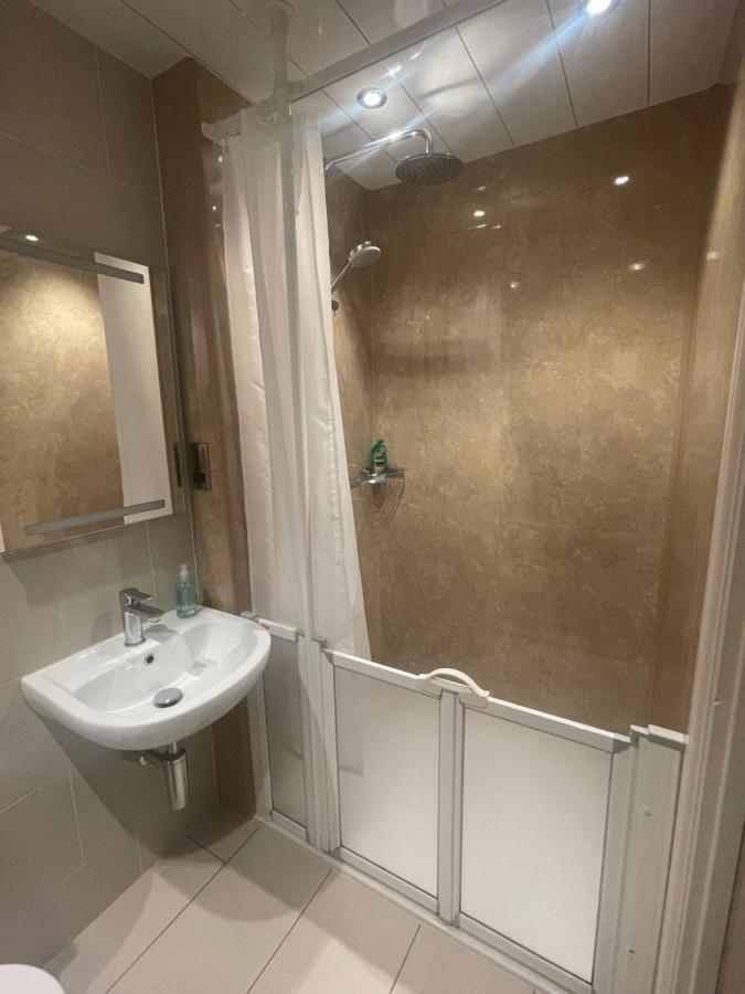 オスマザーリー Vane House Bed & Breakfast エクステリア 写真