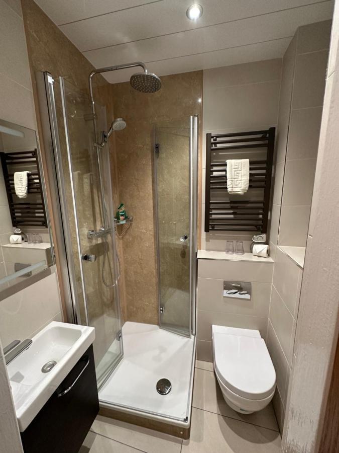 オスマザーリー Vane House Bed & Breakfast エクステリア 写真