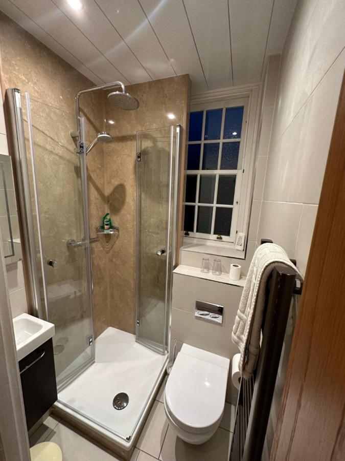 オスマザーリー Vane House Bed & Breakfast エクステリア 写真