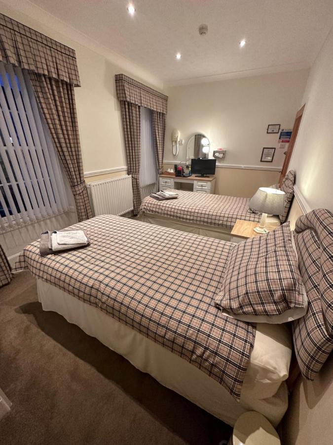 オスマザーリー Vane House Bed & Breakfast エクステリア 写真