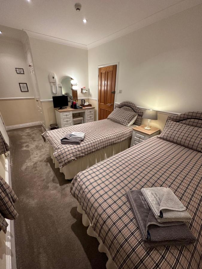 オスマザーリー Vane House Bed & Breakfast エクステリア 写真